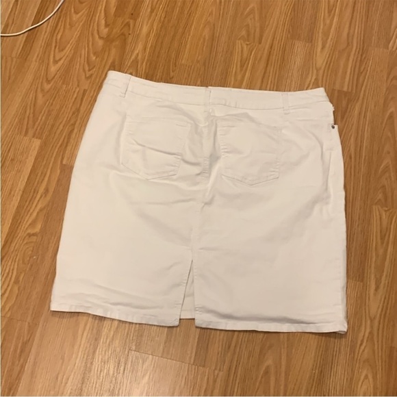 WESTPORT 1962 Classic Short White Denim Skirt size 20 - Picture 6 of 13
